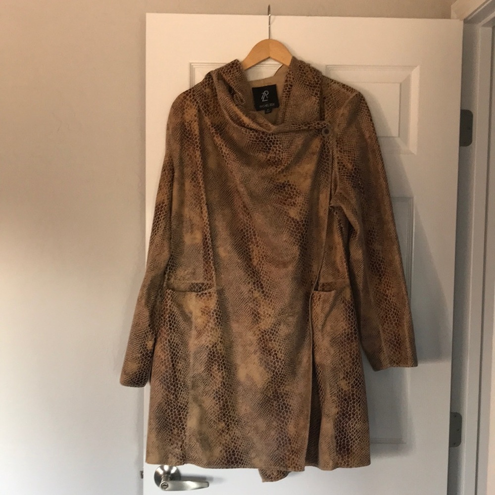 Rachel Zoe 2 button, 2 pocket, light weight jacket. Size XL
